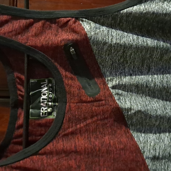 Tanktop mens size M Red black red and gray - Picture 2 of 4